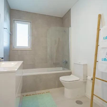 Villa Lola