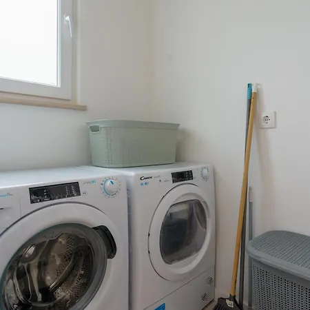 Βίλα Lola, With Jacuzzi And Private Swimming Pool *