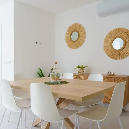 Lola, With Jacuzzi&private Swimming Pool Villa *