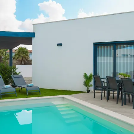 ヴィラ Lola, With Jacuzzi And Private Swimming Pool *