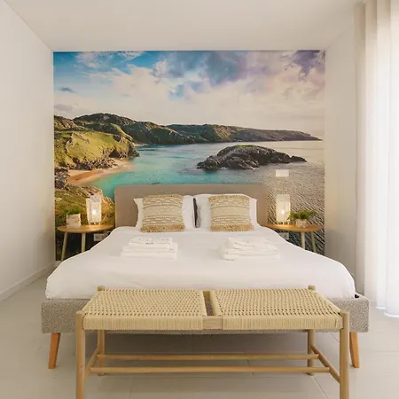 Lola, With Jacuzzi&private Swimming Pool