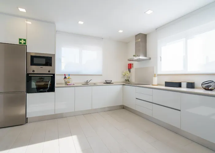 Villa Lola, With Jacuzzi And Private Swimming Pool *