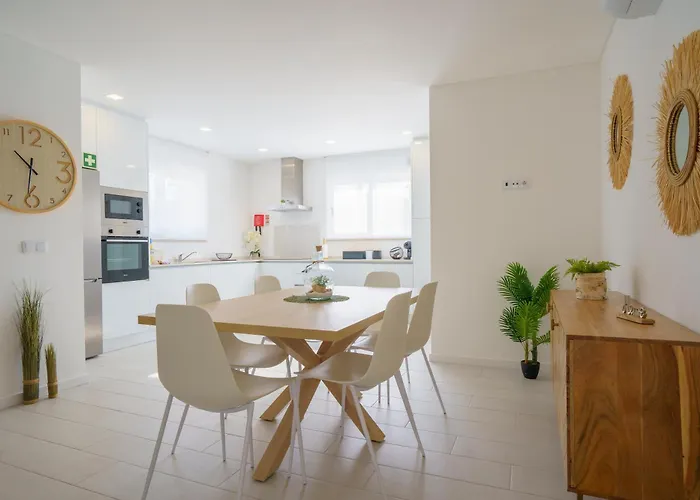 Lola, With Jacuzzi And Private Swimming Pool Villa