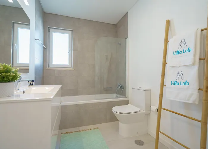 Villa Lola, With Jacuzzi And Private Swimming Pool