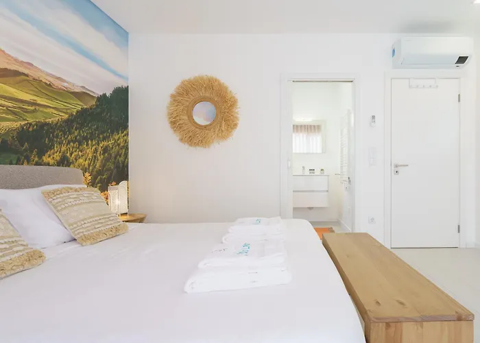 Lola, With Jacuzzi And Private Swimming Pool * Santa Barbara (Lisbon)